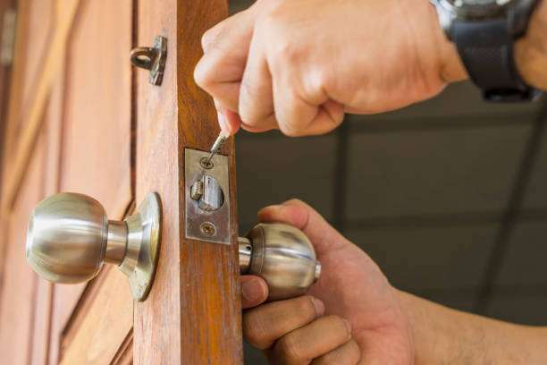 residential locksmith, locksmiths, emergency locksmith