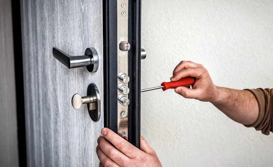 Commercial locksmith Hanahan